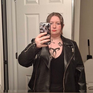 Kira added a photo of their purchase