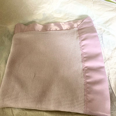 Grey Taupe Bear & Star-Print Baby Blanket & Wrapping Shawl (30″×32″) – Soft Muslin Swaddle main image 0