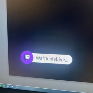 Luna hat ein Foto des gekauften Artikels hinzugefügt