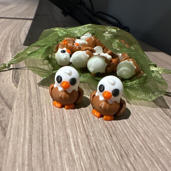 Mini Articulated Ladybug Toy - Tiny 3D Printed Poseable Insect - Cute ...