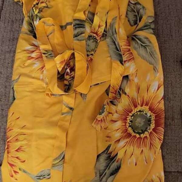 Yellow Sunflower Patterend Maternity Robe | Hospital Gown, Delivery ...