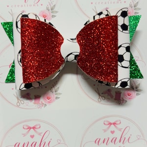 Anahi added a photo of their purchase