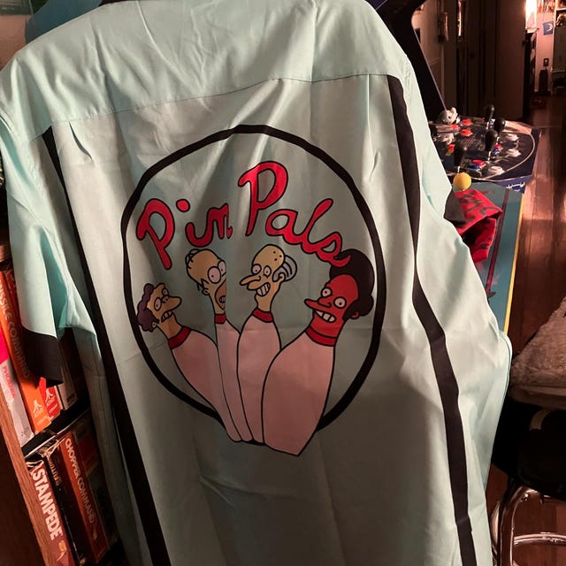 シンプソンズtシャツ入りボーリングピン Simpsons Pin Pals Bowling Team Hawaiian Shirt - Etsy