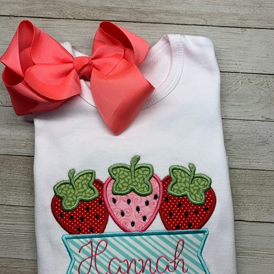 Strawberry Banner Satin Stitch Applique Design 5x7 6x10 8x8 - Etsy