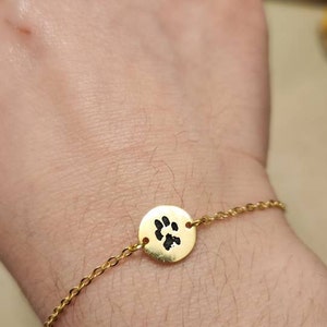 Victoria added a photo of their purchase