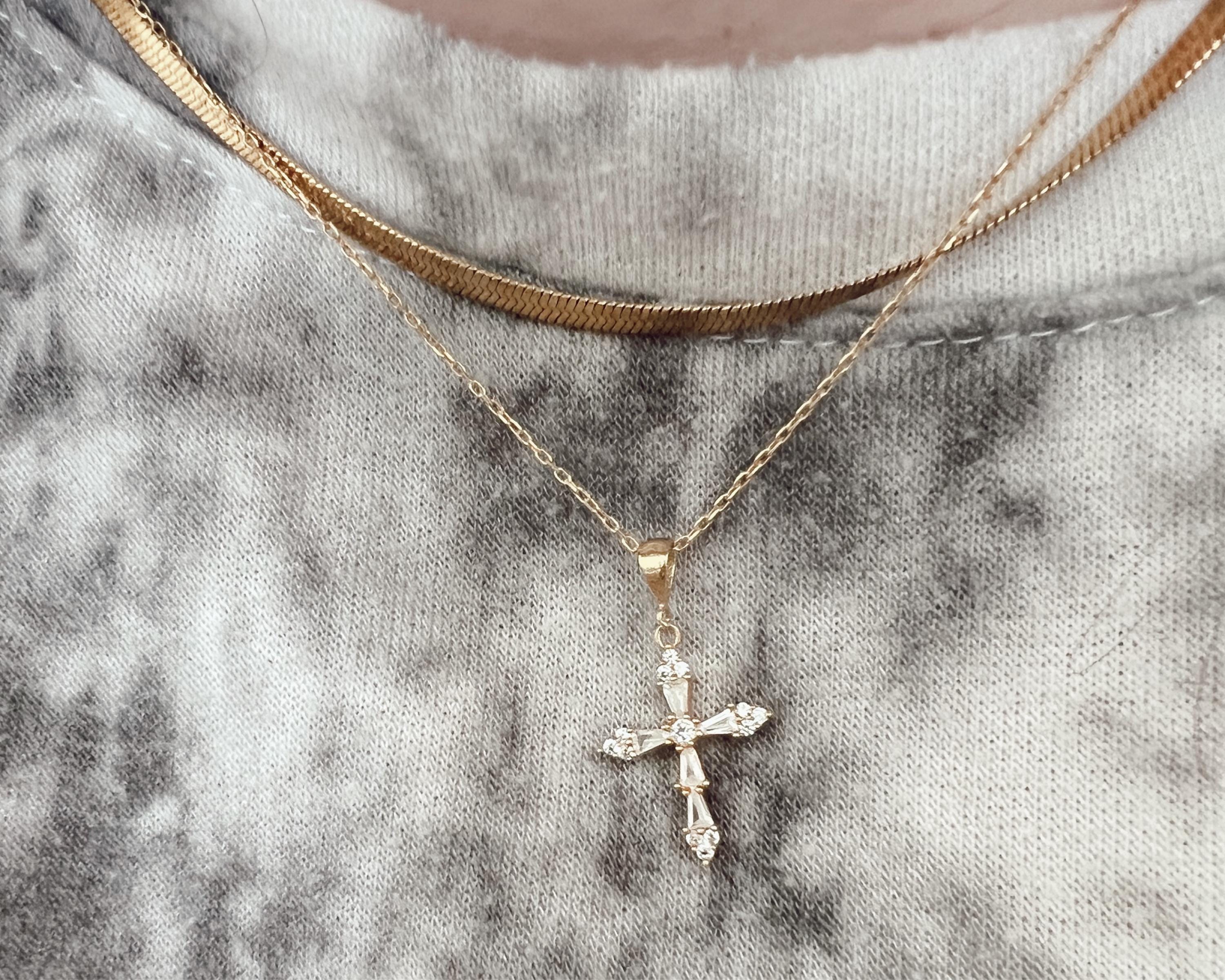 Minimalistische Diamant-Kreuz-Halskette, Pave-Kreuz-Halskette, Taufgeschenk, Kreuzschmuck, Kommunion-Kreuz-Halsketten, religiöse Schutzkette