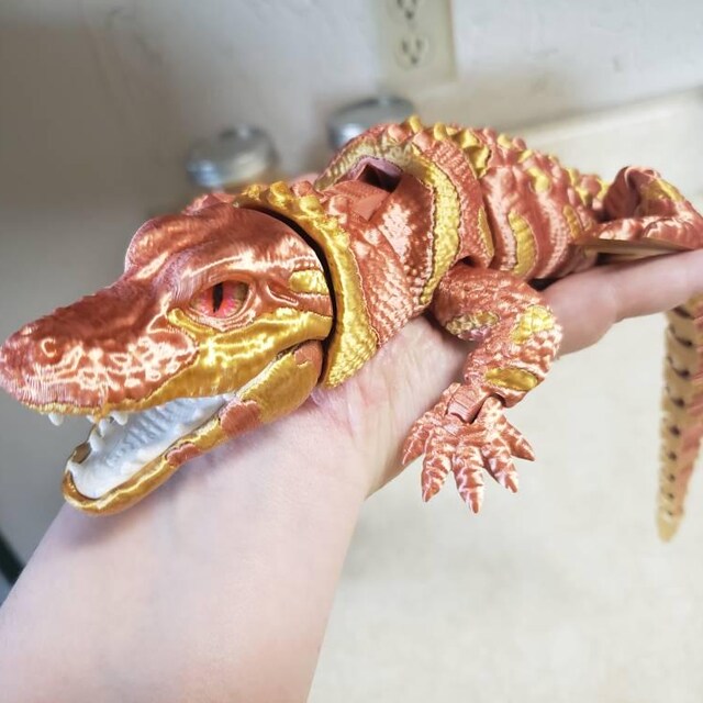 Realistic 3D Printed Alligator – Articulated Reptile Figurine With