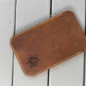 Distressed vintage brown leather iPhone 14 13 12 Pro Max wallet case –  DMleather