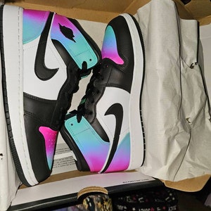 Estelle added a photo of their purchase