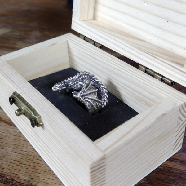 Mother of Dragons Ring, Flying Dragon, How to Train Your Dragon, Silver ...