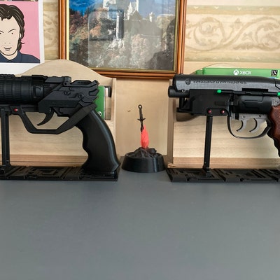 Predator Gauntlet Forearm Bomb Selfdestruction Cummunicator - Etsy