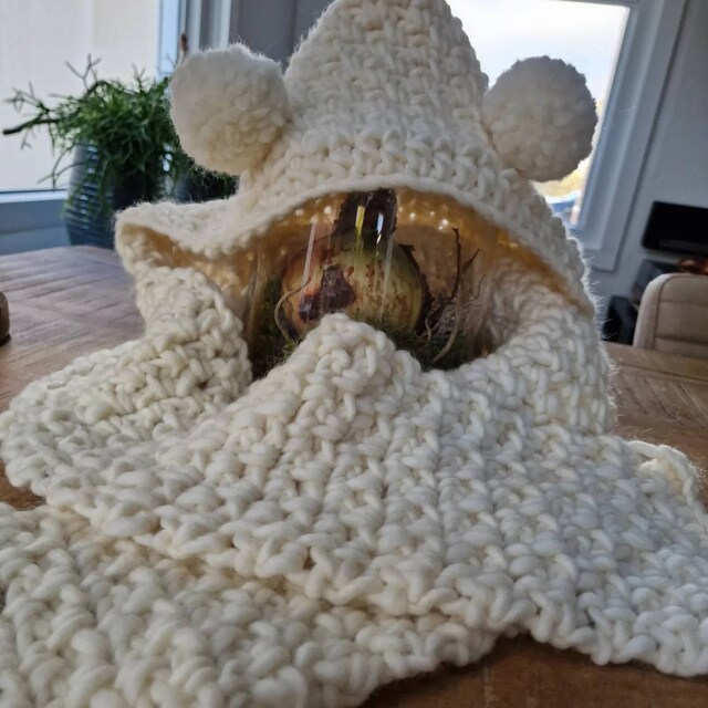ファッション雑貨・小物その他 STUDIOTABLE : 25SS / CROCHET SCARF BONNET (IVORY) Rowan Mode 4 Projects Chunky Crochet by Quail Studio – Wool