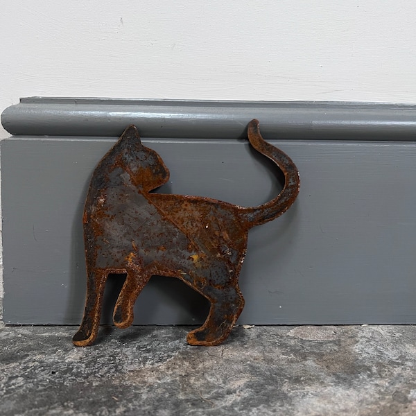 Exterior Rustic Rusty Metal Cat Looking Back Feline Garden Stake Fence ...