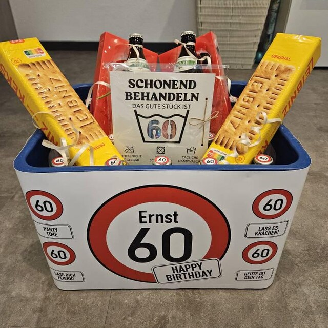 Skylety 13-teiliger Geschenkkorb Für Männer – Mit Becher, Geldbörse, Gürtel, Kulturbeutel & Mehr