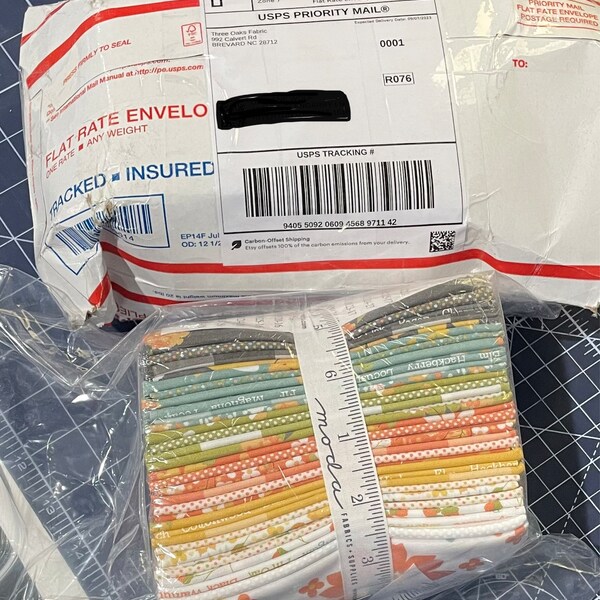 Mini Little Star Quilt Pattern By Bonnie And Camille For Moda Fabrics mini-little-star-quilt-pattern-by-bonnie-and-camille-for-moda-fabrics