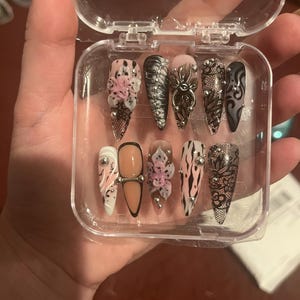 Karolyn added a photo of their purchase