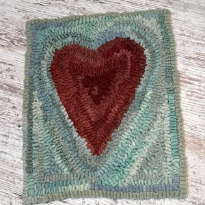 RUG HOOKING KIT - Primitive Folk Art Heart on Linen - Etsy