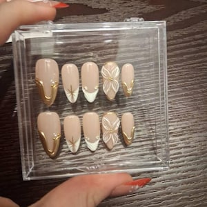 Hannah added a photo of their purchase