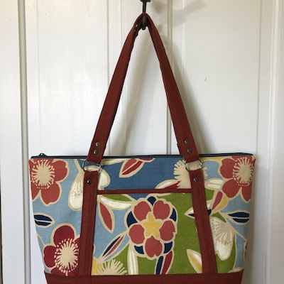 Tote Bag Sewing Pattern, PDF Sewing Pattern Download, Travel Bag ...