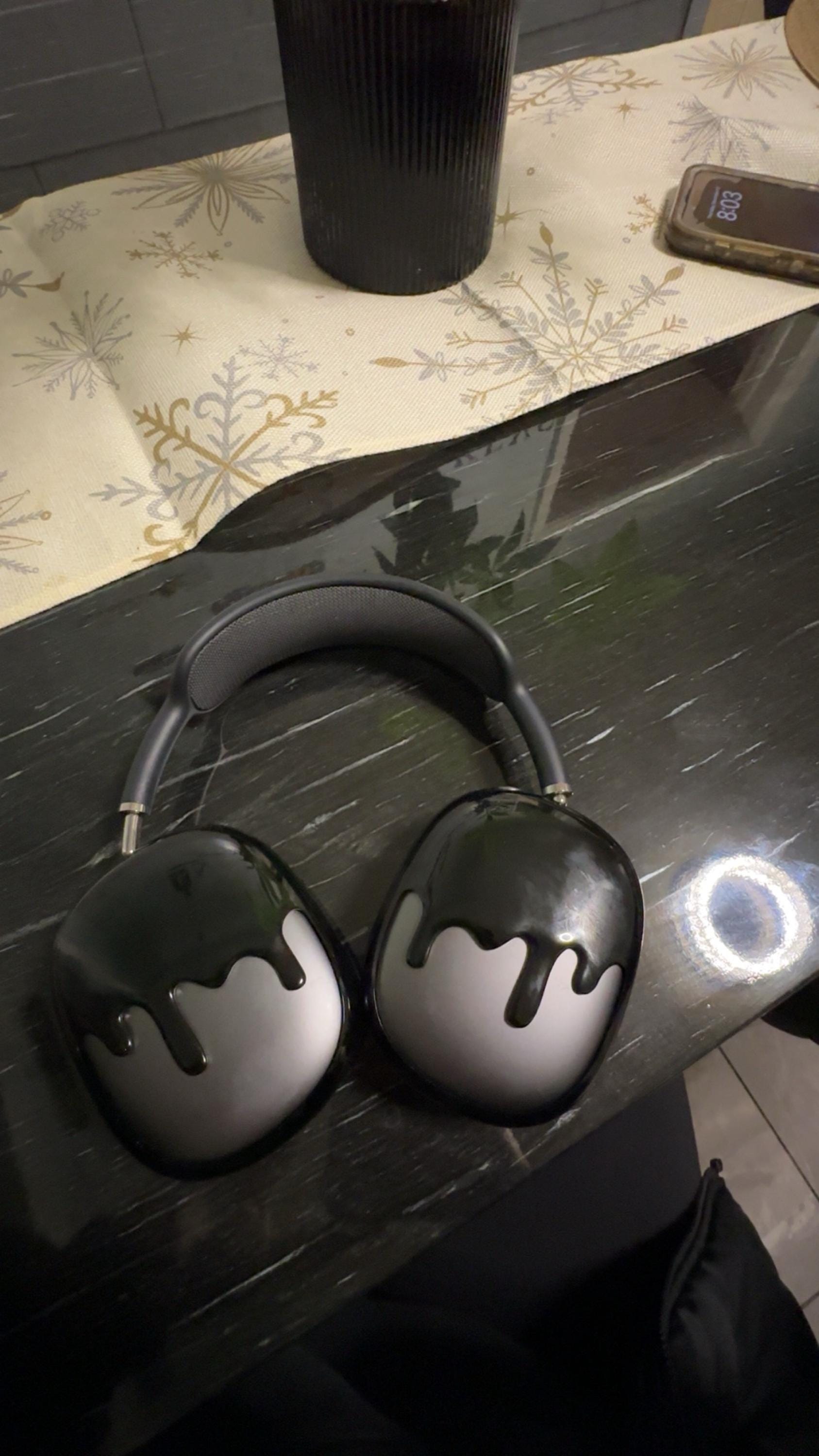 Drip Frames for AirPods Max (Jet Black)