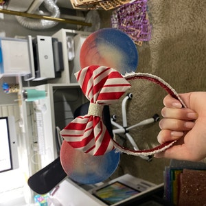 Rachel added a photo of their purchase