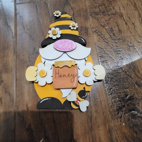 Bee Gnome SVG File | Laser Cut File | Glowforge | Standing Bee Gnome ...