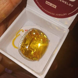 Henrica added a photo of their purchase