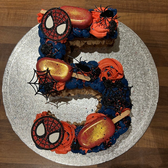 Décoration d'un gâteau en gaufre - spider-man - 6 g (pack de 6