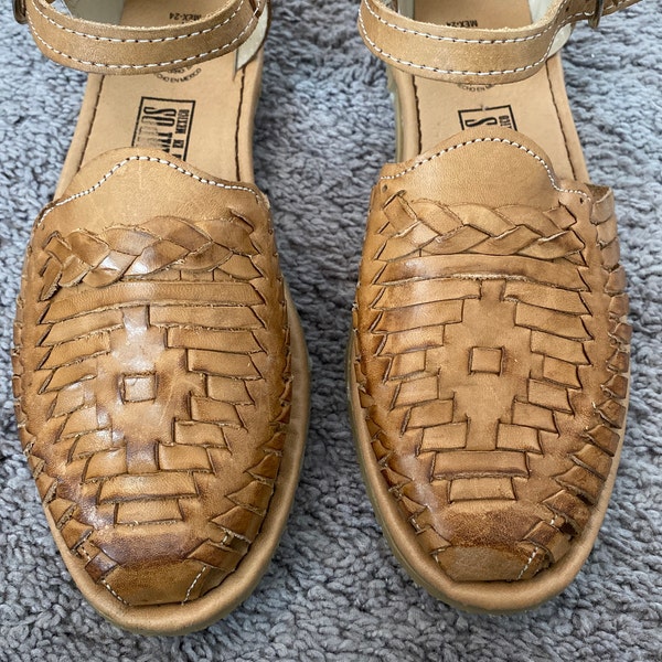 Women's Mexican Handmade Leather Huarache Sandals - Authentic Dedo Style, Narrow Fit