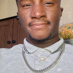 Montel added a photo of their purchase