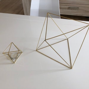 Alice added a photo of their purchase