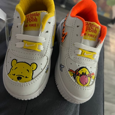 winnie the pooh house shoes