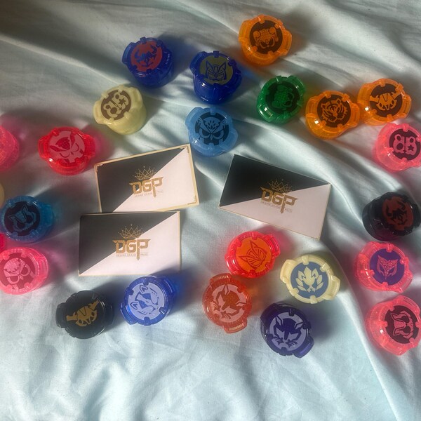 Kamen Rider Geats DX Spider Phone Custom - Etsy