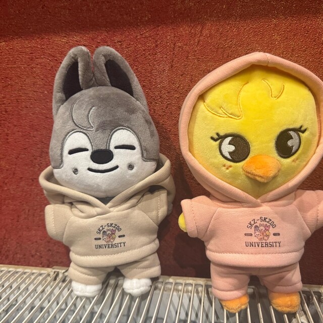 Skzoo University パーカーセット、Stray Kids ぬいぐるみ、Stray Kids