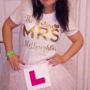 Il cognome Future Mrs Hen Night T Shirts fare festa donna stampata personalizzata