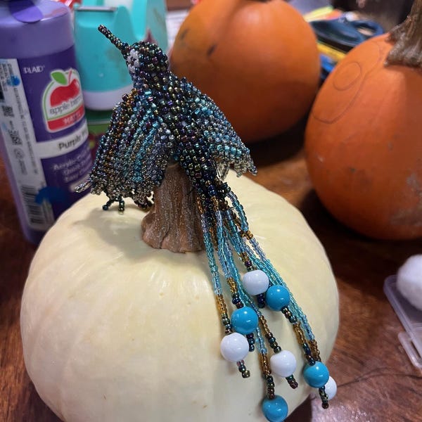 Beaded Hummingbird Video Tutorial - Beaded Hummingbird • Beaded Bird ...