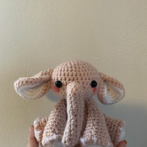 Childs Crocheted Stuffed Amigurumi Toy Animal Plush Elephant Collectable