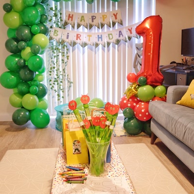 Eric Carle the Very Hungry Caterpillar Birthday Party Bunting happy ...