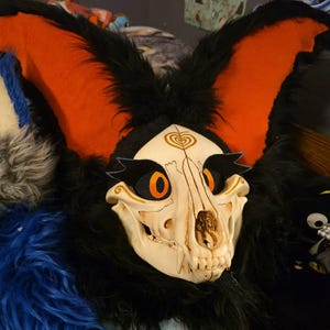 Taylor added a photo of their purchase