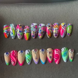 Tripping Illusion Press on Nails Handpainted Abstract Nail Art Glue on ...