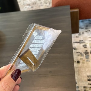 ZEINAB added a photo of their purchase