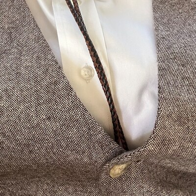 Bolo Tie Y Cut Triangle main image 1