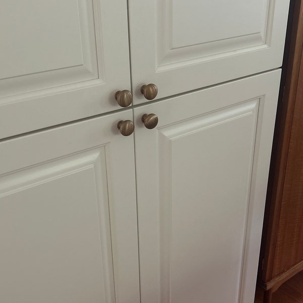 Antique Brass Cabinet Hardware - Shaker Style Knobs & Pulls - Etsy