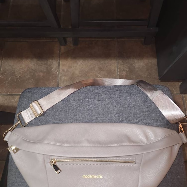 Kinsley Tote main image 0