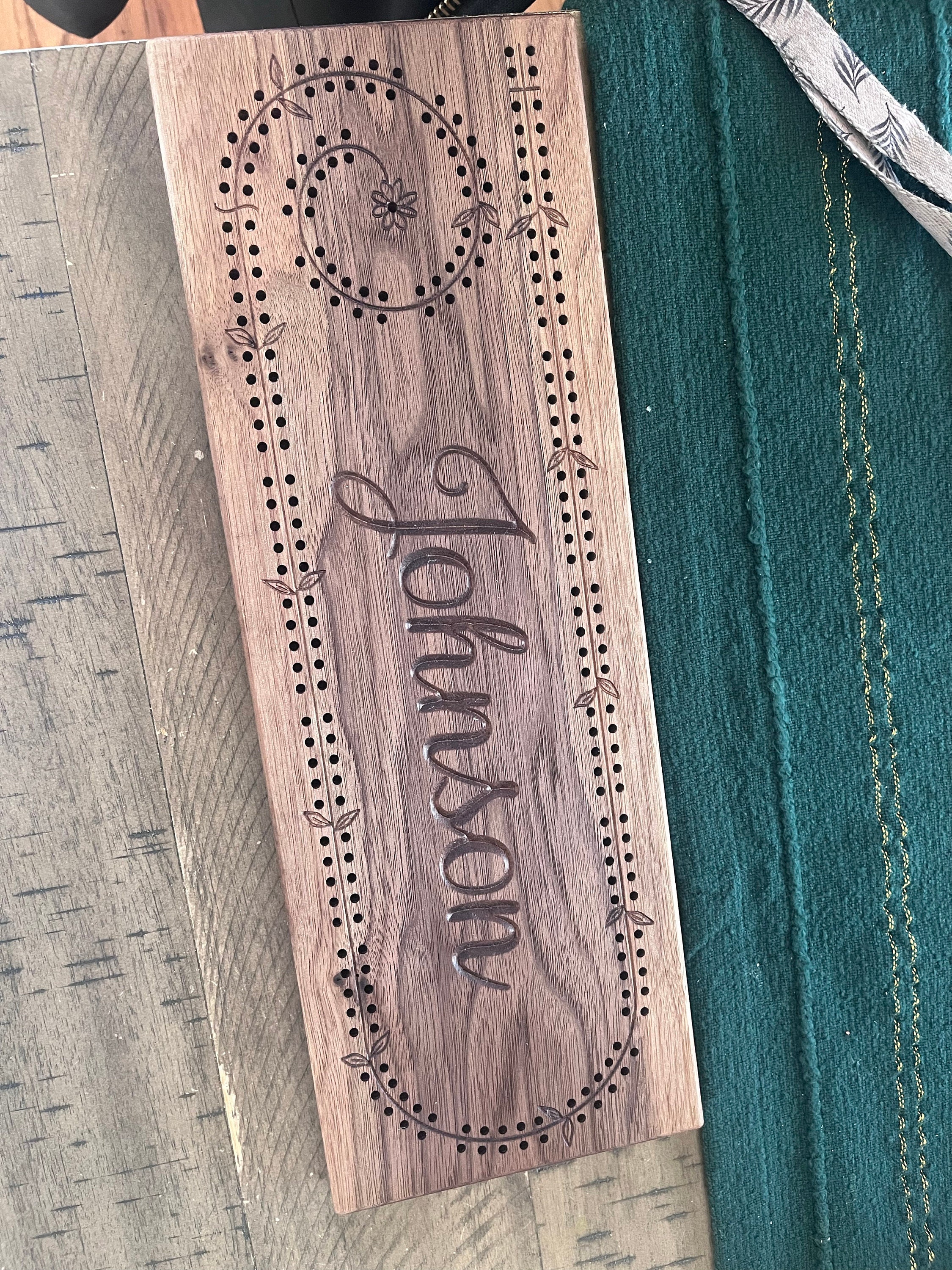 Custom Cribbage Board with Flower Design, Mother&#39;s Day Gift For Mom Birthday