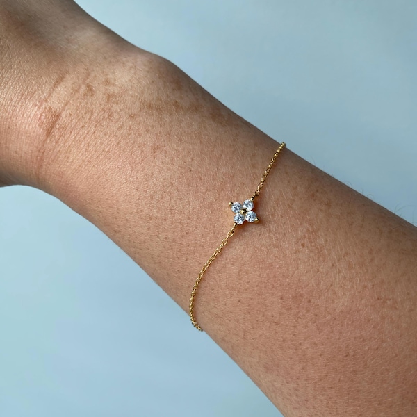 Trending Women Gift|stainless Steel Clover Charm Bracelet For Women - Fashion Jewelry Gift