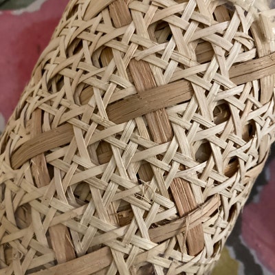 Rhombic Pattern Natural Cane Sheet Rattan Closed Weave Cane Webbing ...