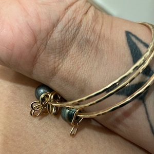 Reysiel added a photo of their purchase
