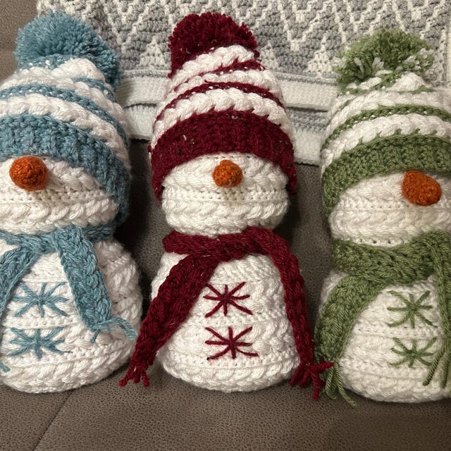 A customer's finished Wheat Stitch Snowman Crochet Pattern
