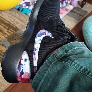 sunflower nike roshe